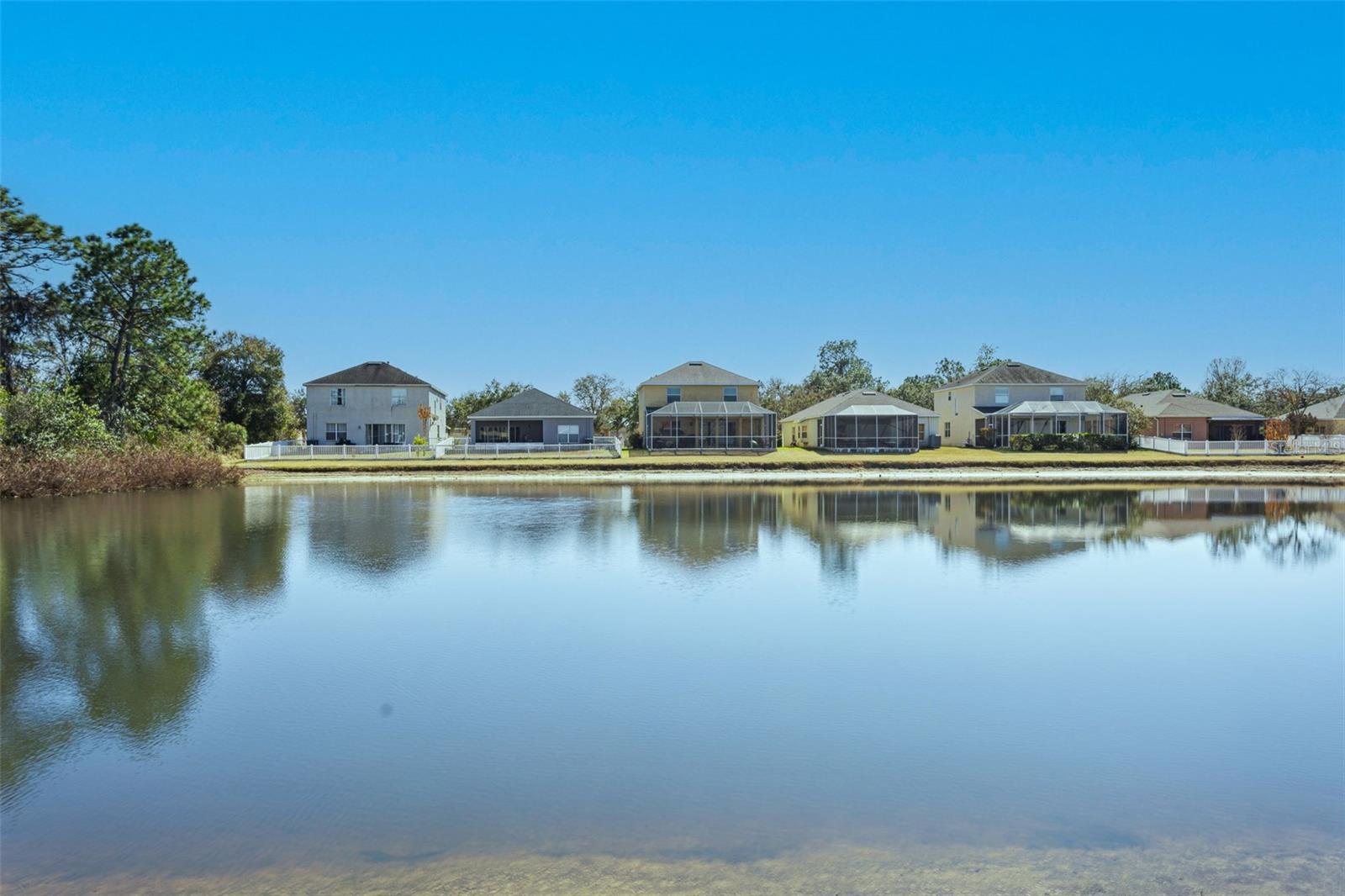 LIVE OAK PRESERVE - Residential