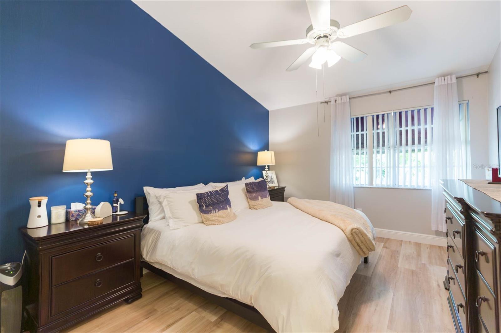 CARROLLWOOD VILLAGE PH III - Residential Lease