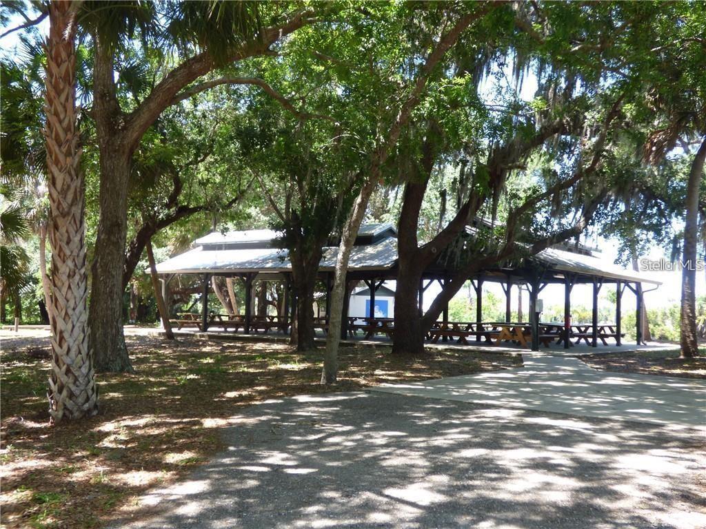 PUNTA GORDA ISLES SEC 21 - Land