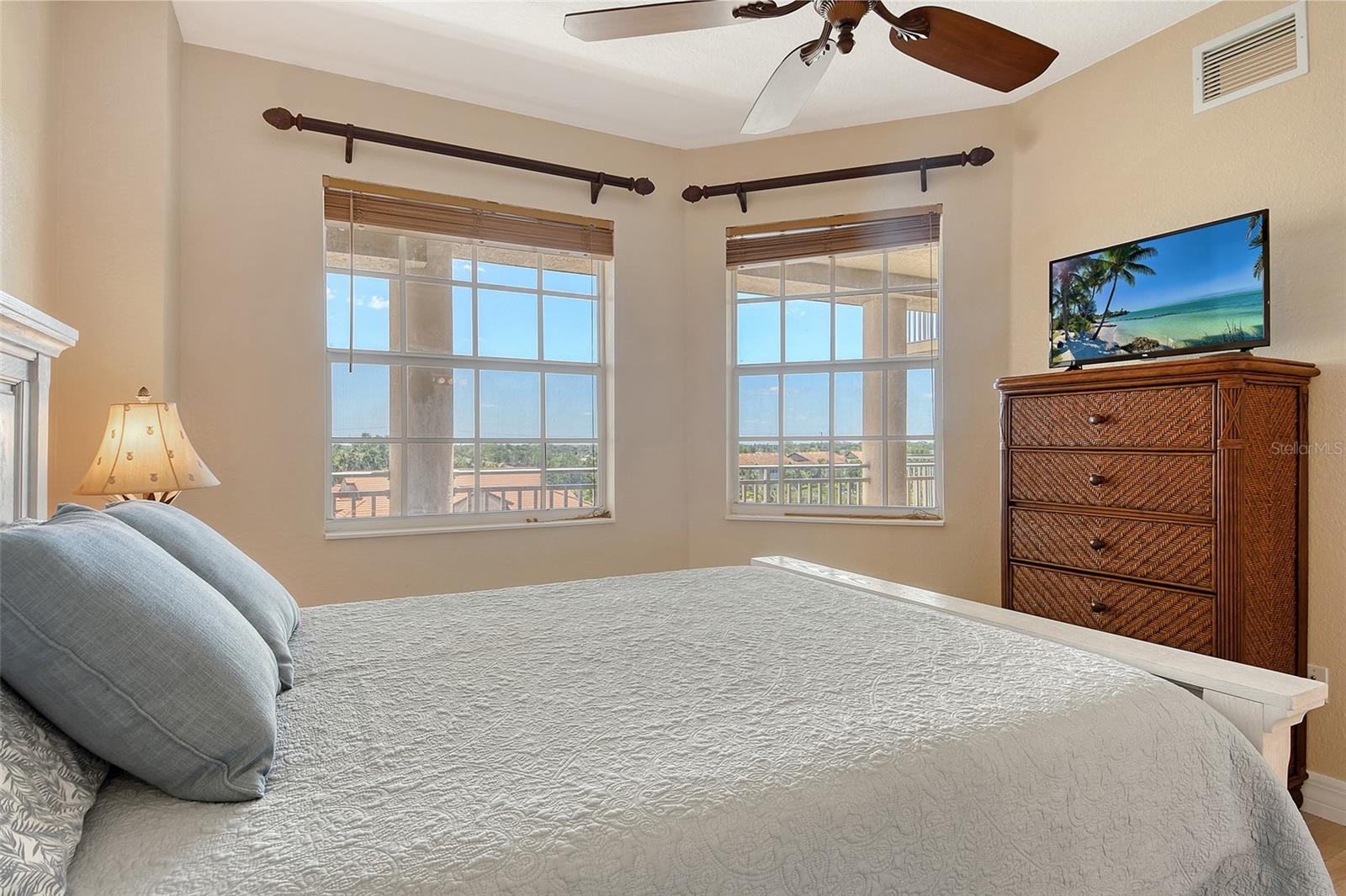 BLACKBURN HARBOR RESIDENCES - Residential Lease