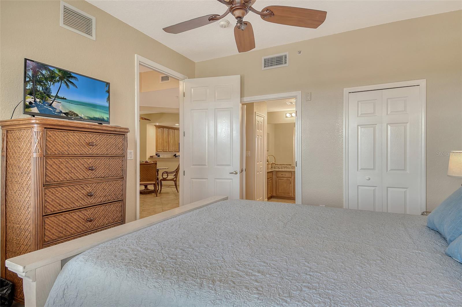 BLACKBURN HARBOR RESIDENCES - Residential Lease