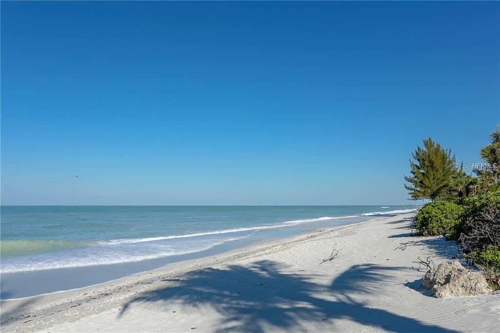 BLACKBURN HARBOR RESIDENCES - Residential Lease