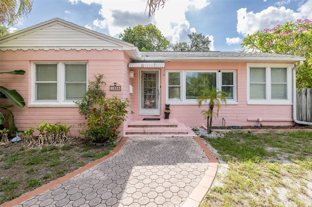 Photo of 1005 15th Street N, St Petersburg, FL 33705 (MLS # W7886982)