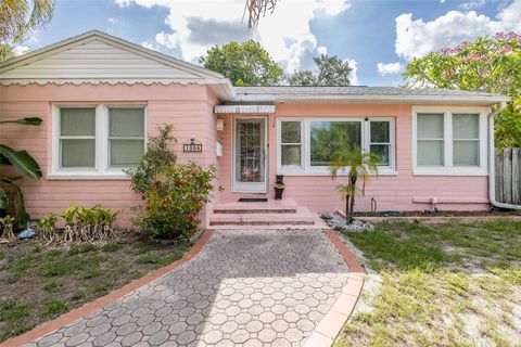 Photo of 1005 15th Street N, St Petersburg, FL 33705 (MLS # W7886982)
