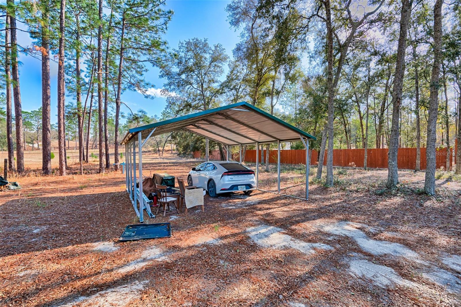 MELROSE LANDING - Residential