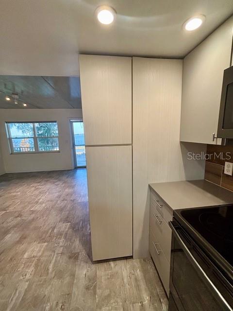 CLERMONT LAKE MINNEOLA CONDO - Residential Lease