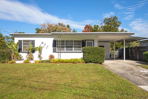 A home in WINTER PARK