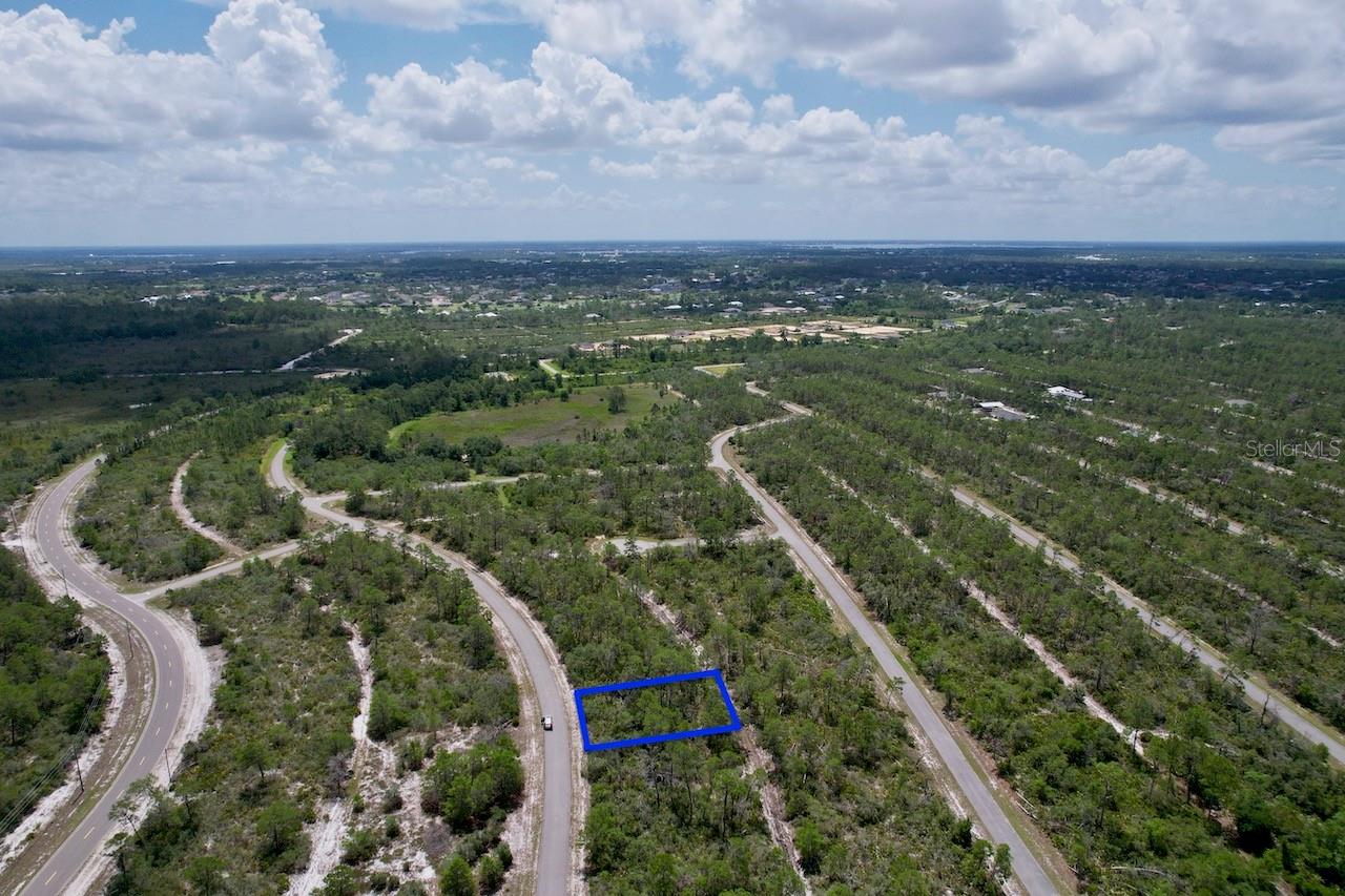Great lot opportunitty located in the heart of Sun N lakes community in Sebring. Enjoy all the activities the community has to offer alongside with the great amenities.
