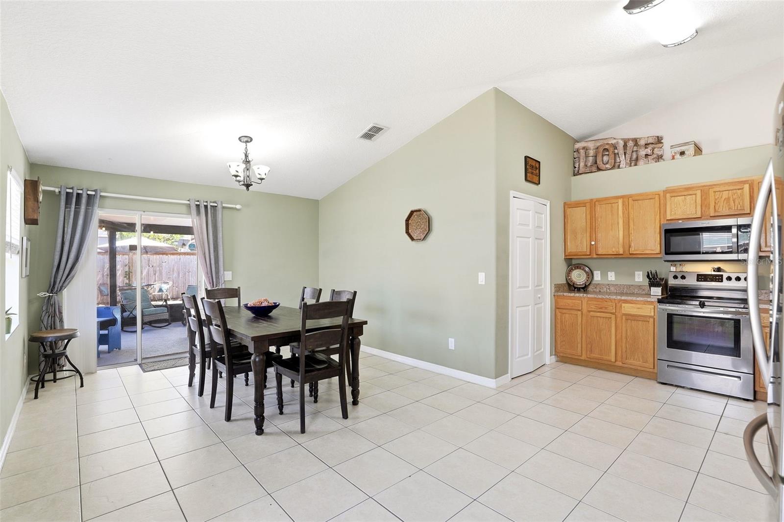 VALENCIA PARK - Residential