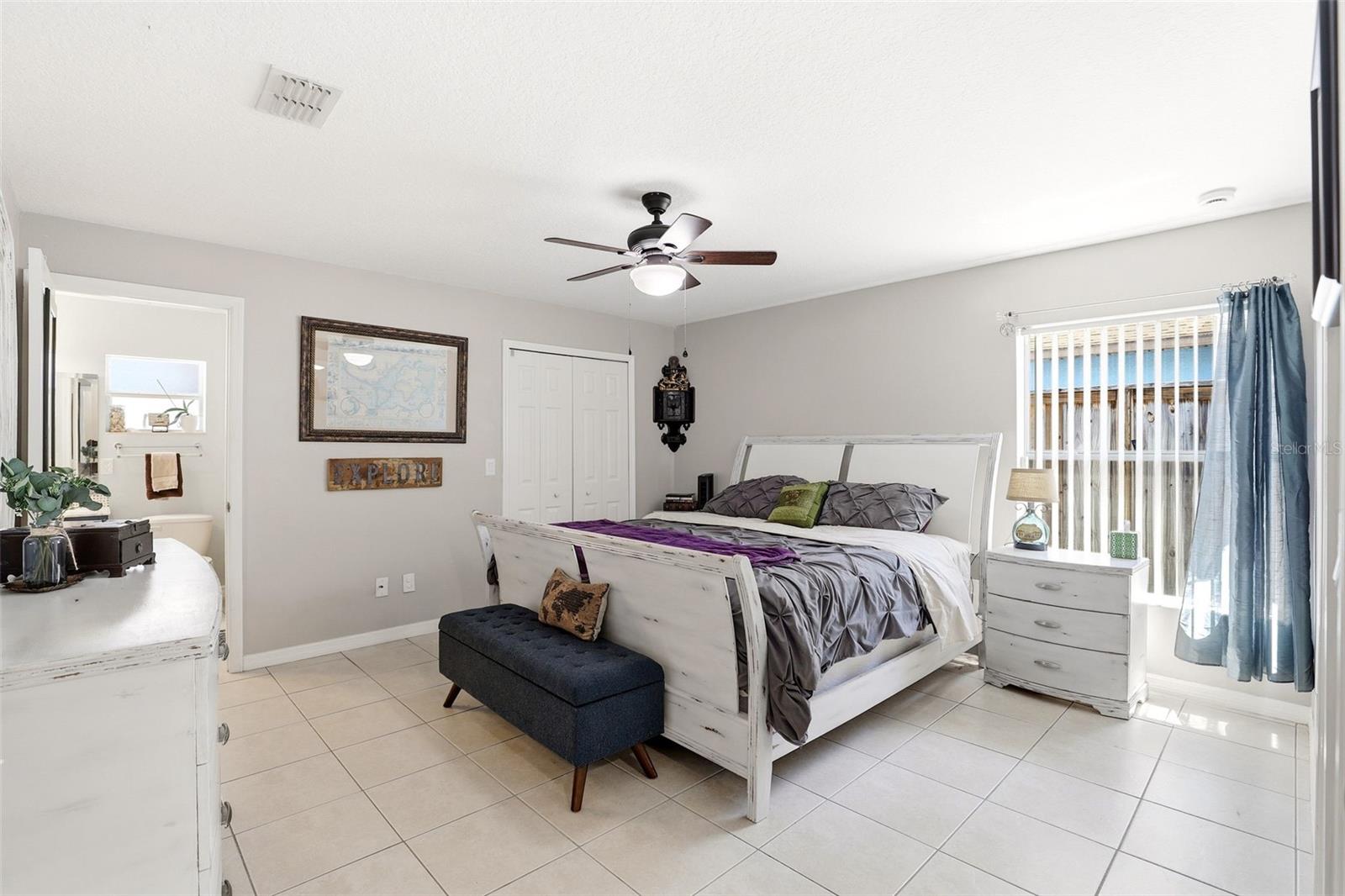 VALENCIA PARK - Residential