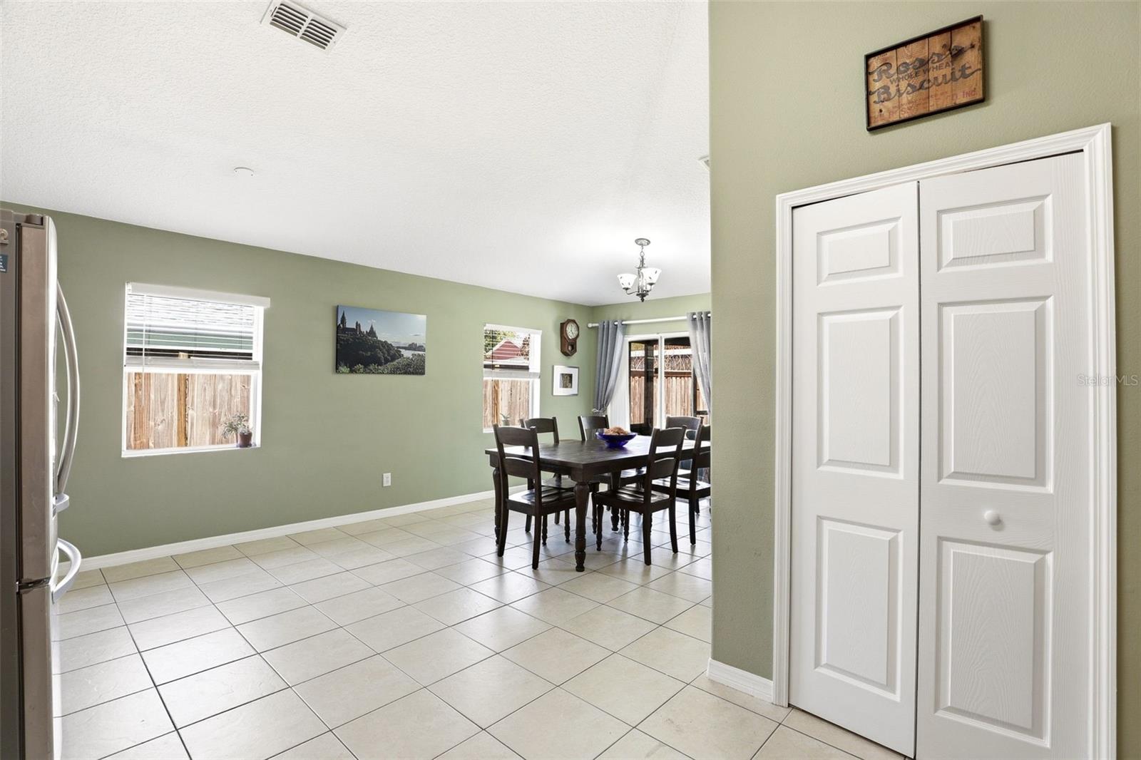 VALENCIA PARK - Residential