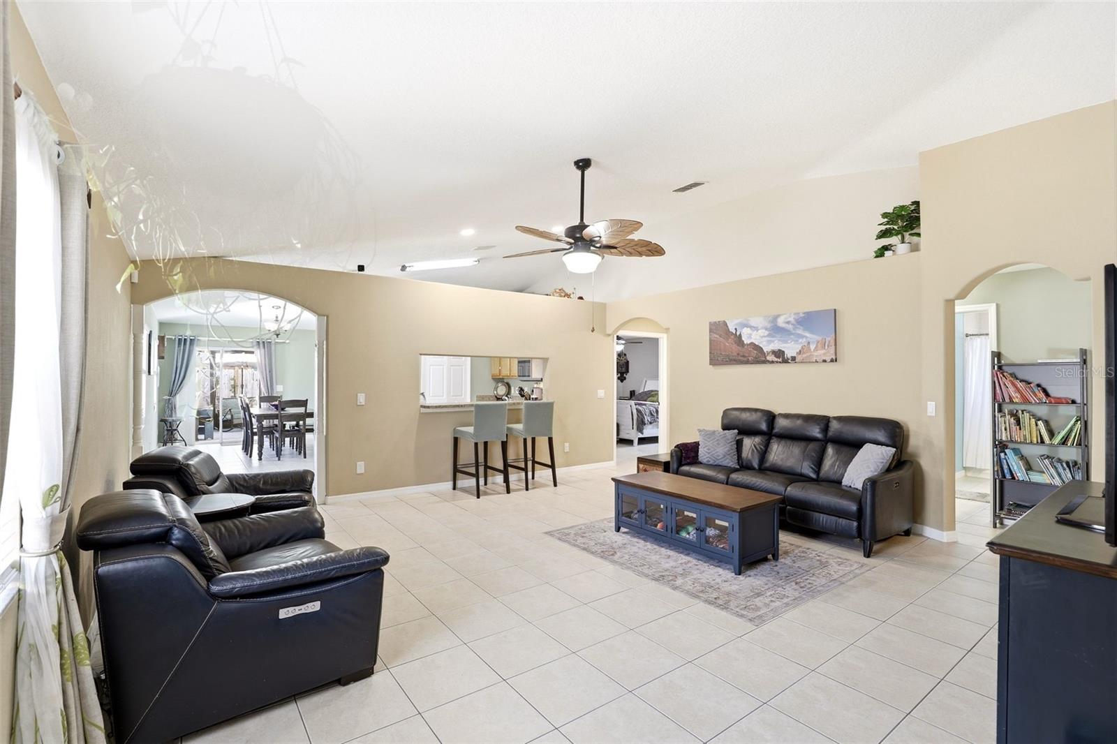 VALENCIA PARK - Residential