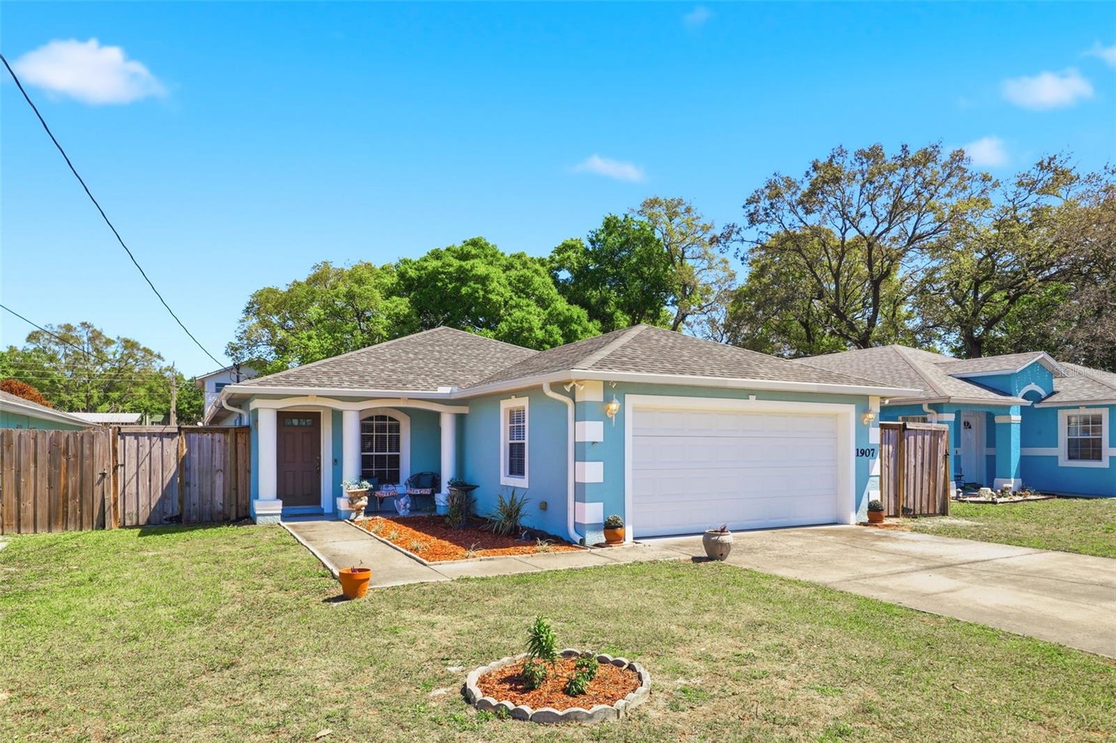 VALENCIA PARK - Residential