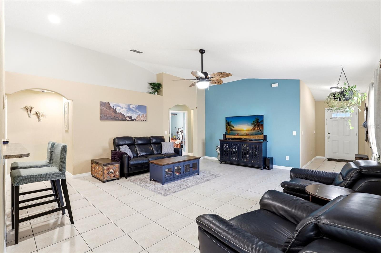 VALENCIA PARK - Residential