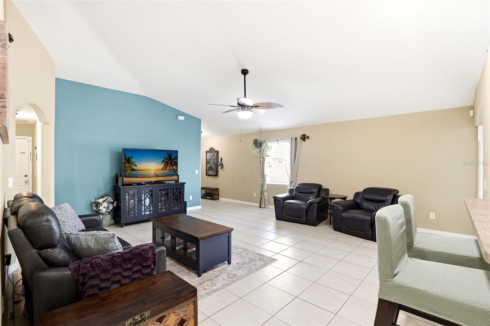 VALENCIA PARK - Residential