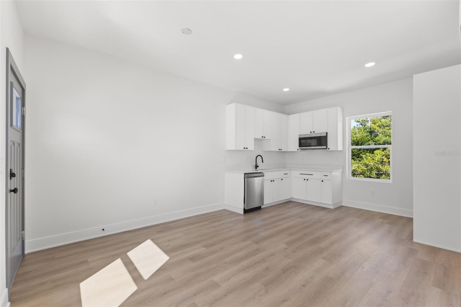 AVALON - Residential