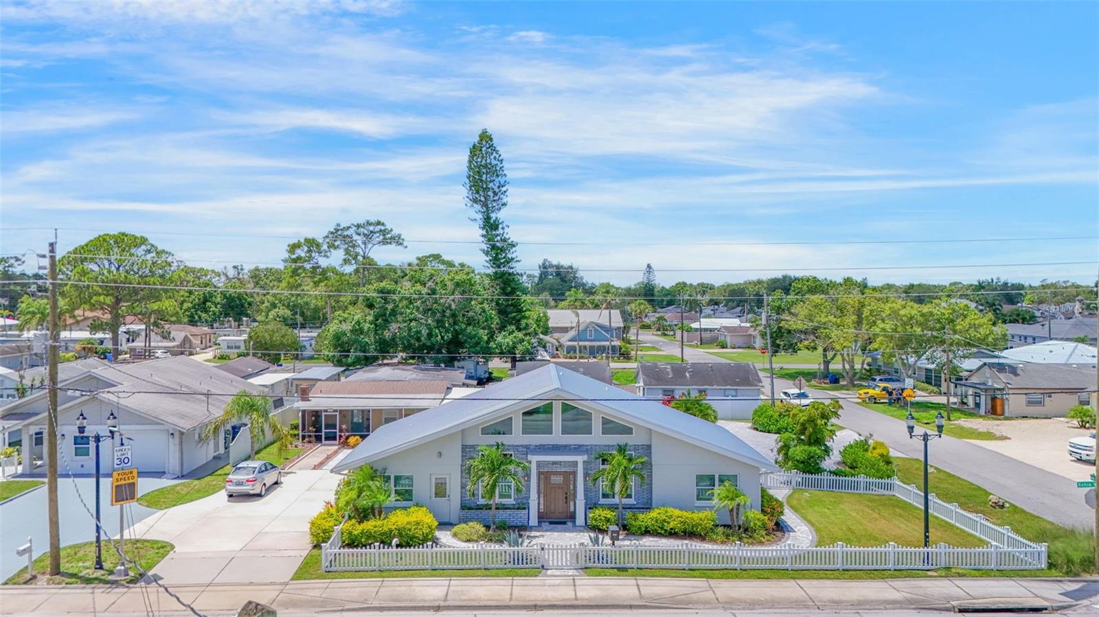 HOMECROFT - Residential