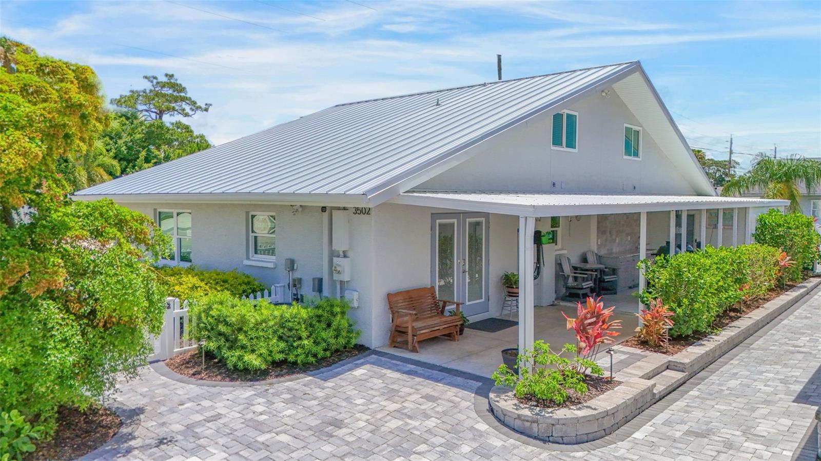 HOMECROFT - Residential