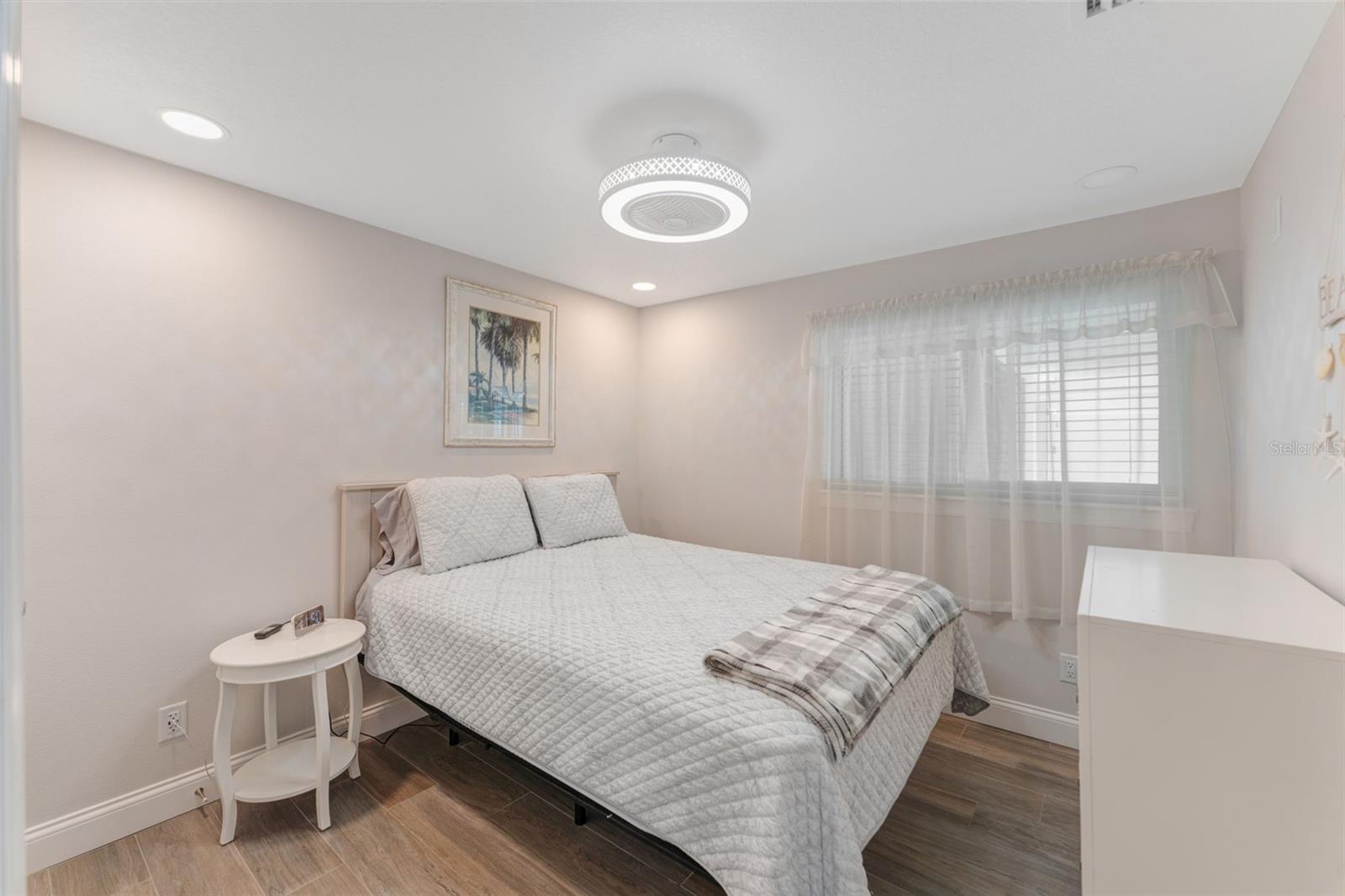 HOMECROFT - Residential