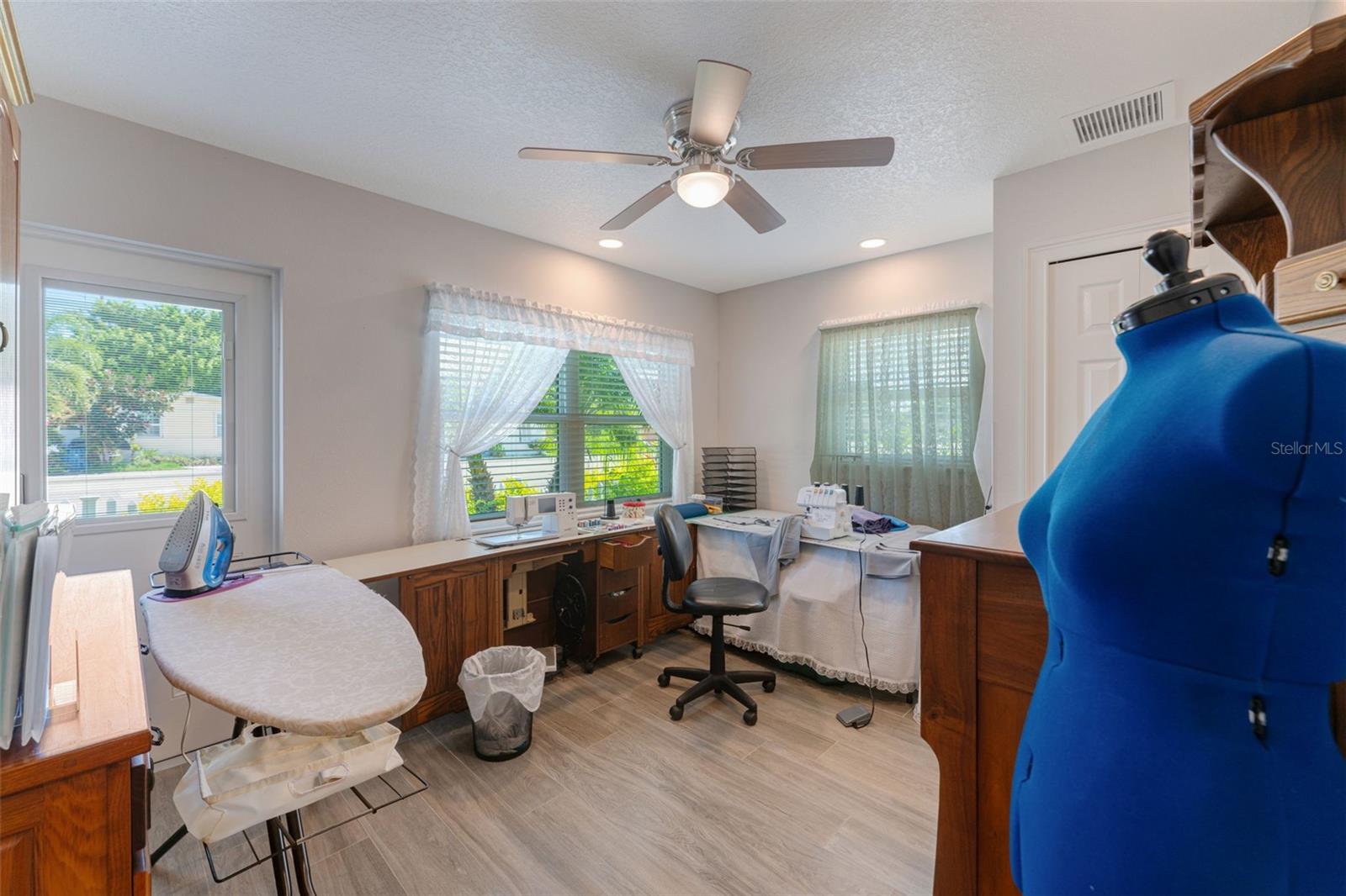 HOMECROFT - Residential