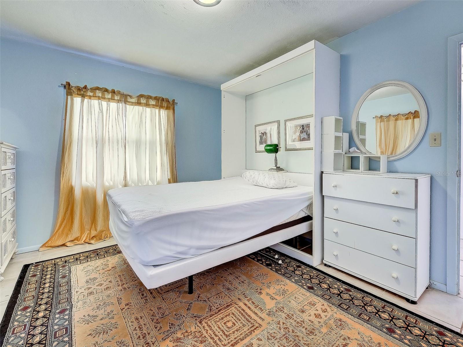 RIVERSIDE - Residential