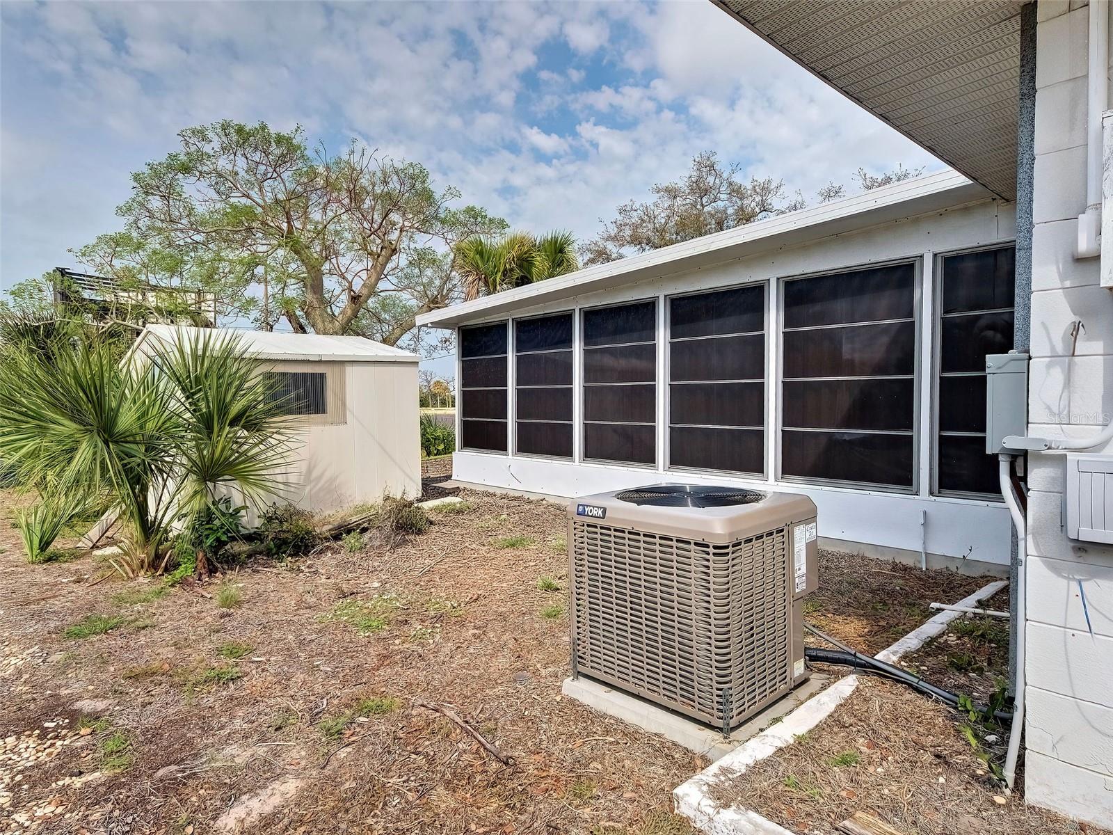 RIVERSIDE - Residential