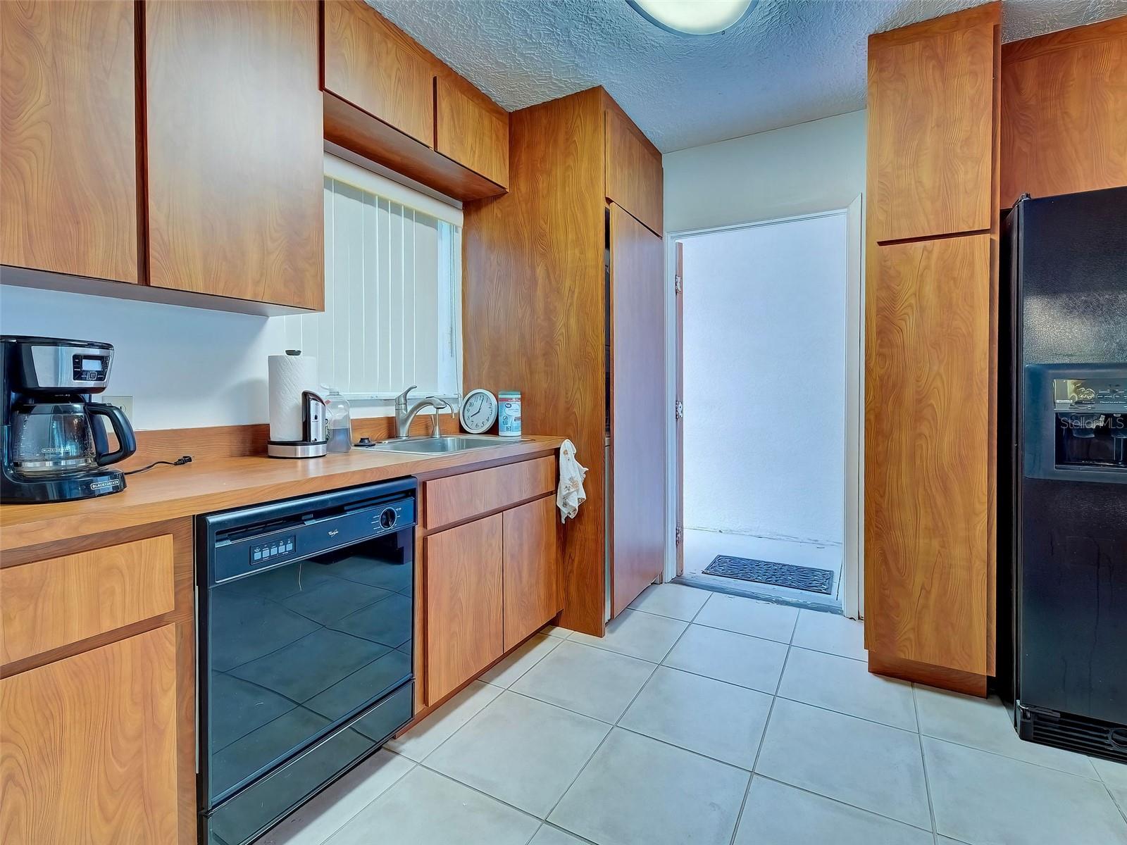 RIVERSIDE - Residential