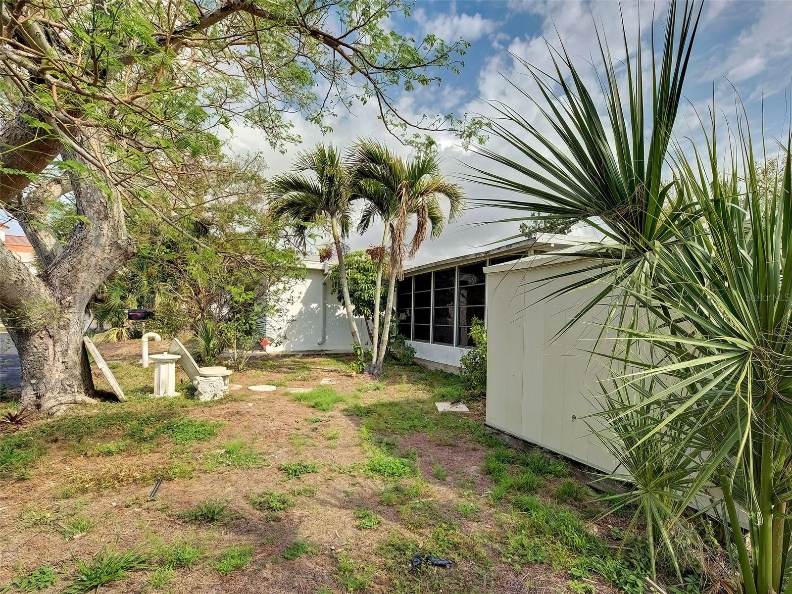 RIVERSIDE - Residential