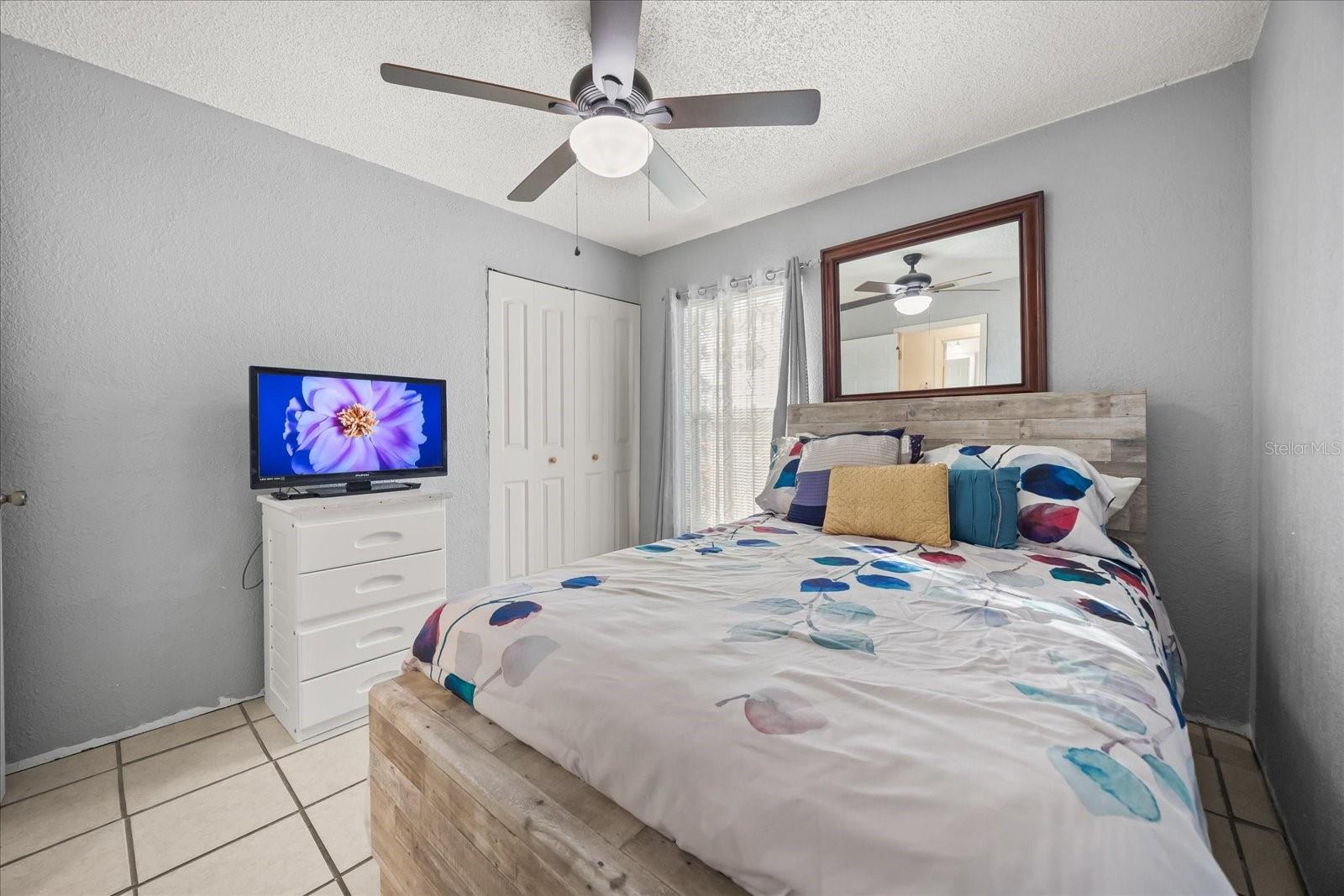 VALENCIA HILLS SUB - Residential