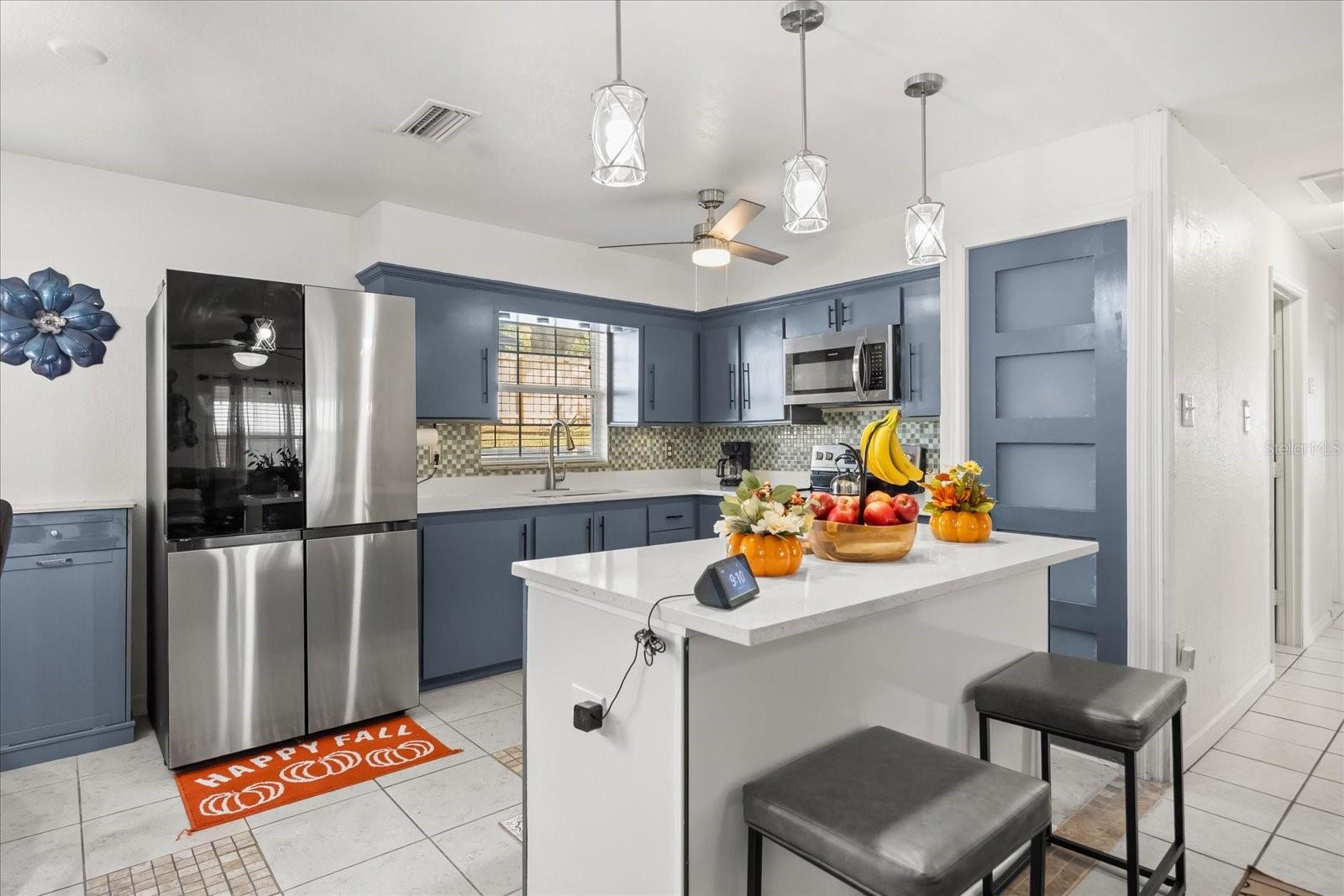 VALENCIA HILLS SUB - Residential