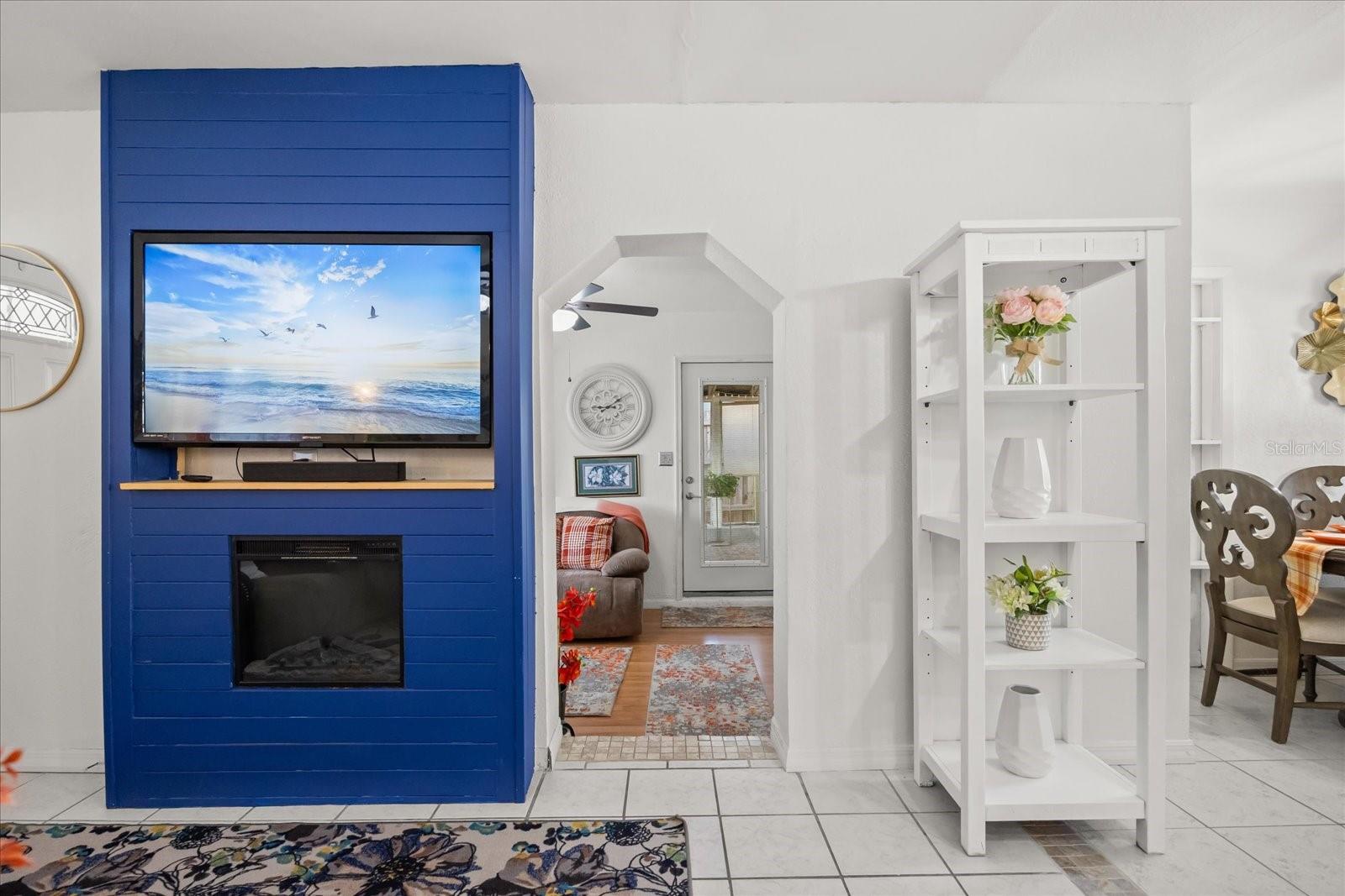 VALENCIA HILLS SUB - Residential