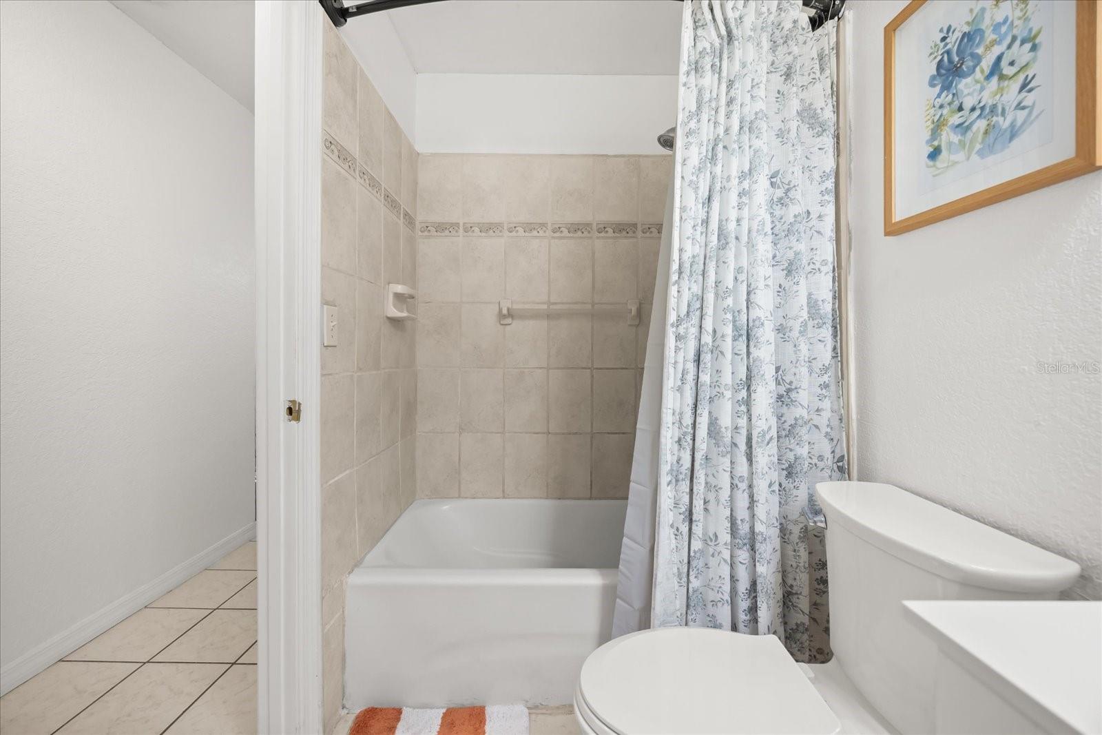 VALENCIA HILLS SUB - Residential