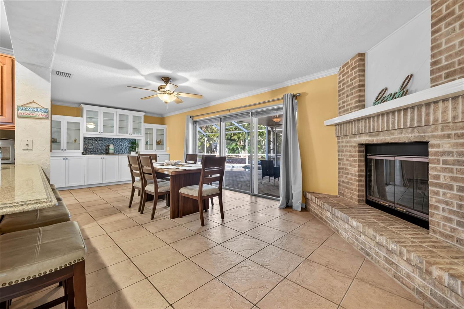 OAKHURST ACRES 3RD ADD - Residential