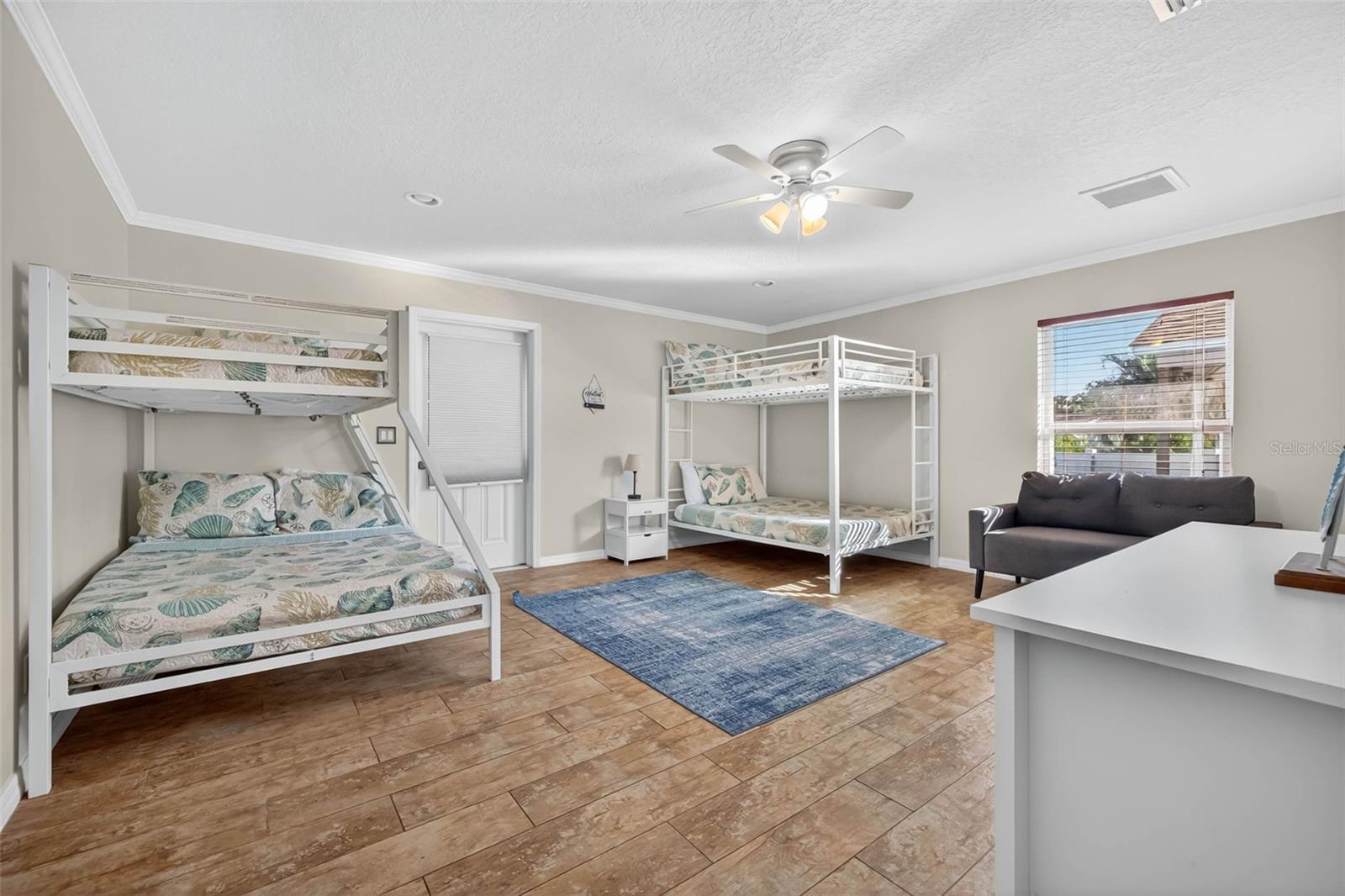 OAKHURST ACRES 3RD ADD - Residential