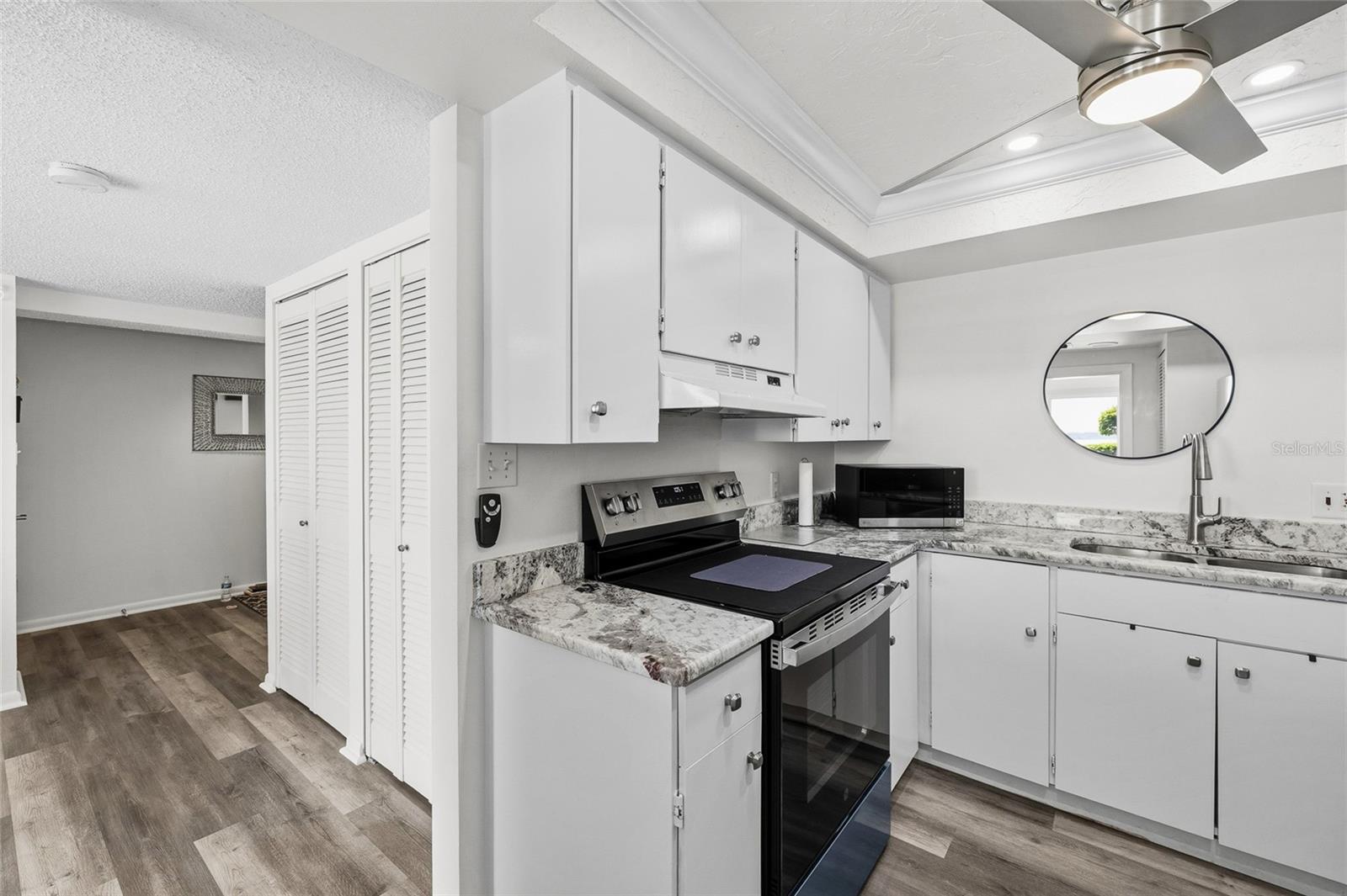 SAND KEY CONDO-BAYSIDE GARDENS IV - Residential