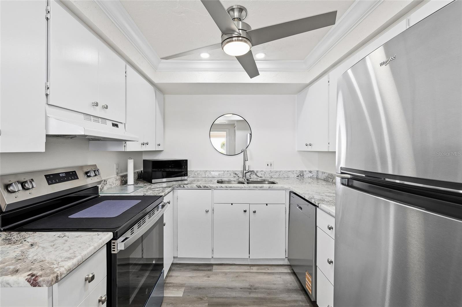 SAND KEY CONDO-BAYSIDE GARDENS IV - Residential