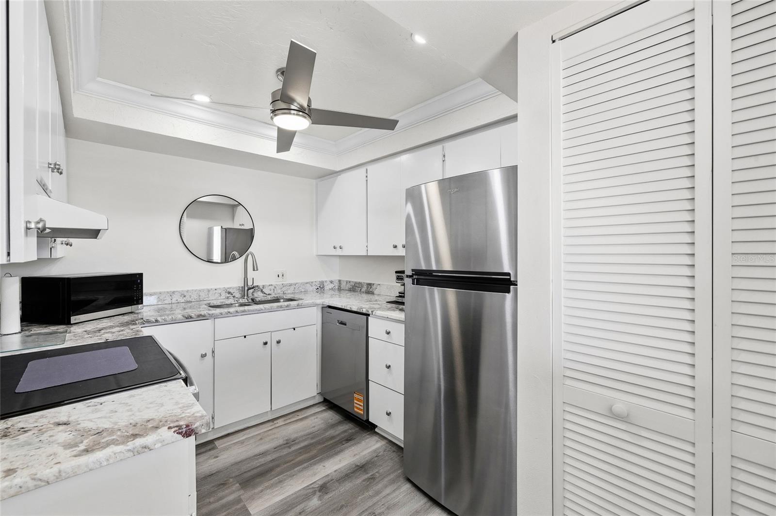 SAND KEY CONDO-BAYSIDE GARDENS IV - Residential