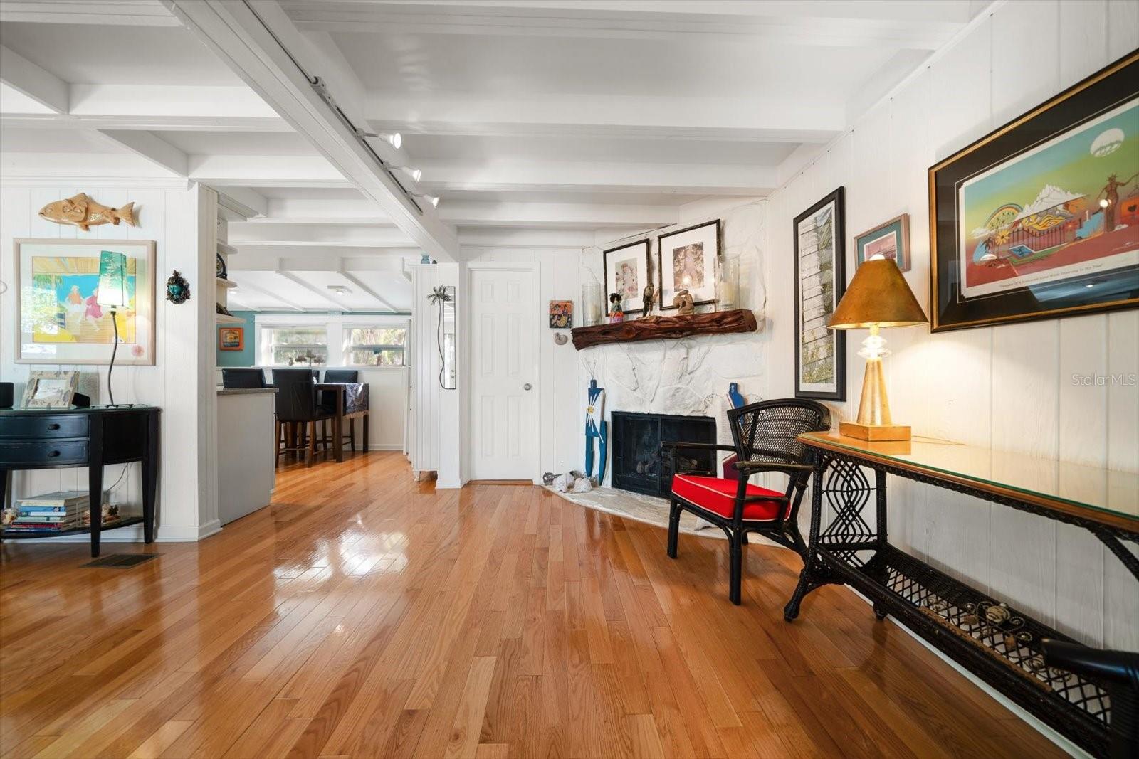 SUNSET BEACH - Residential