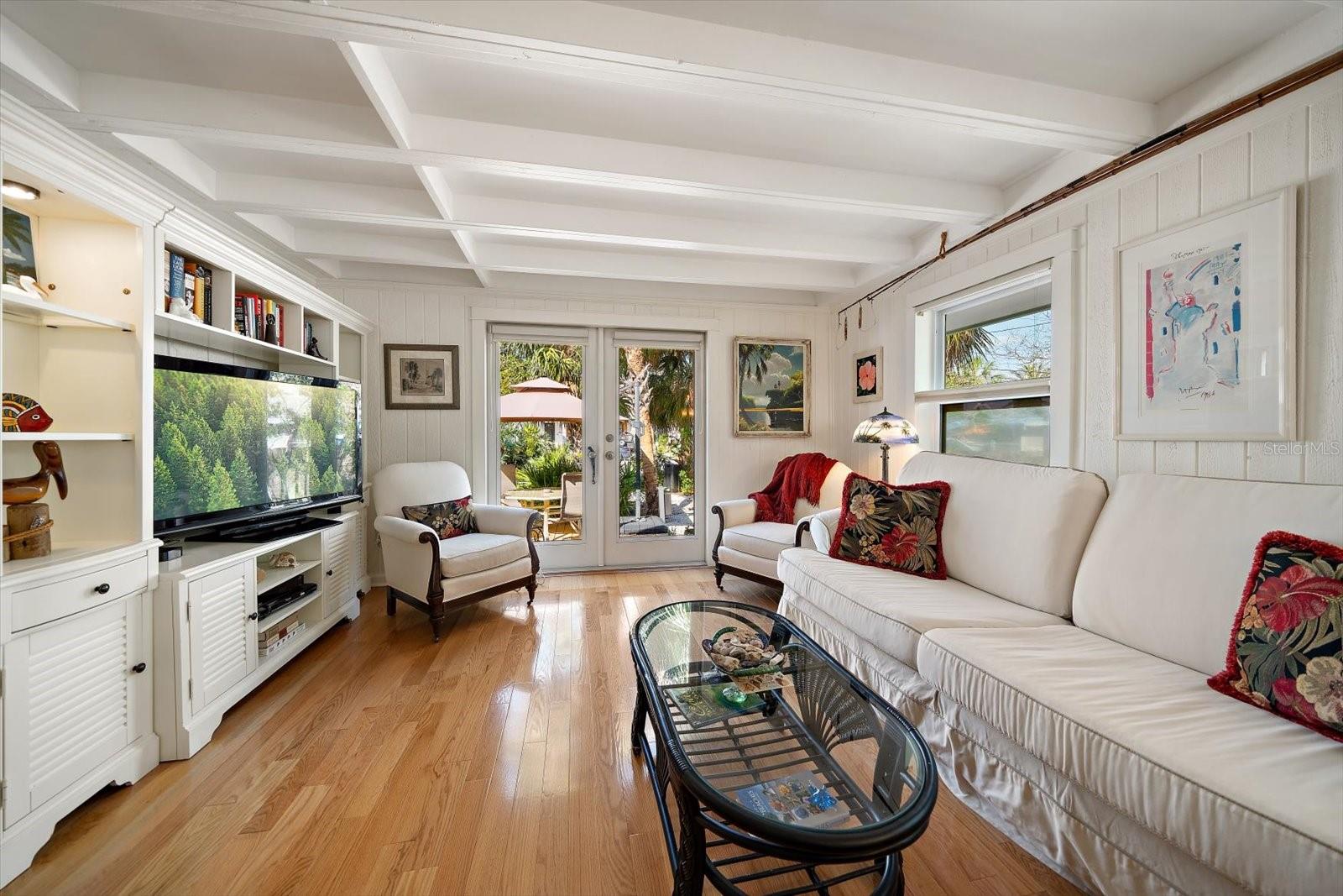 SUNSET BEACH - Residential