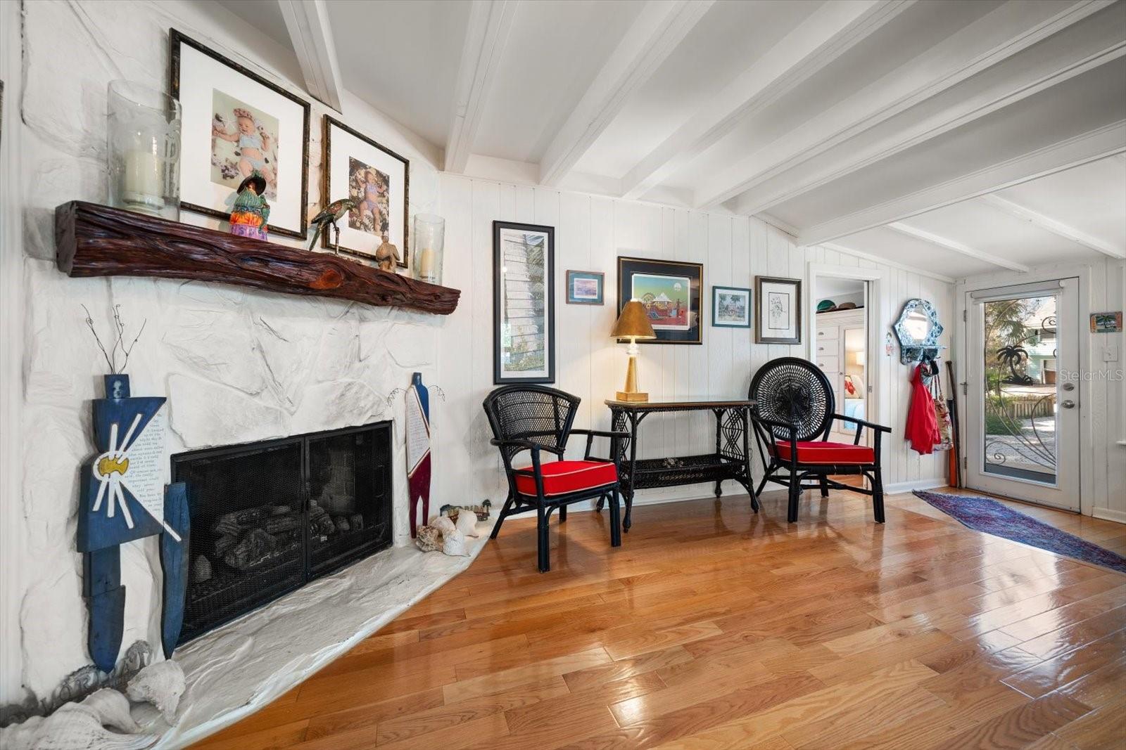 SUNSET BEACH - Residential