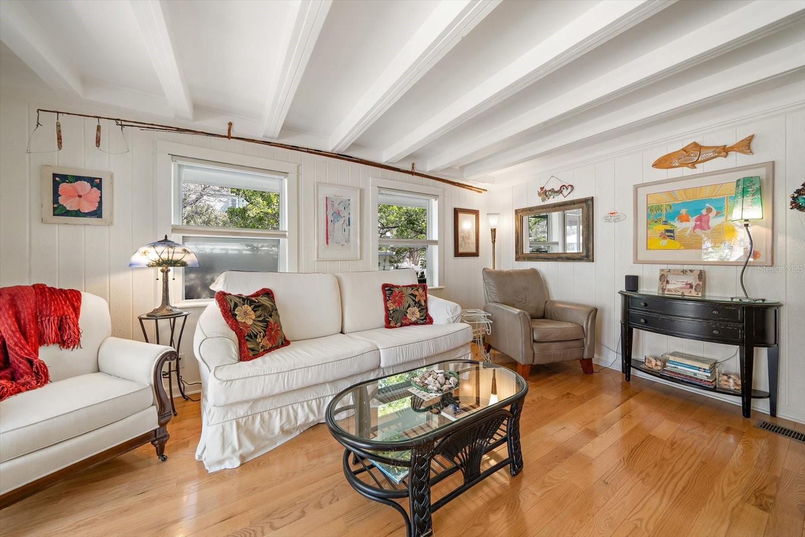 SUNSET BEACH - Residential