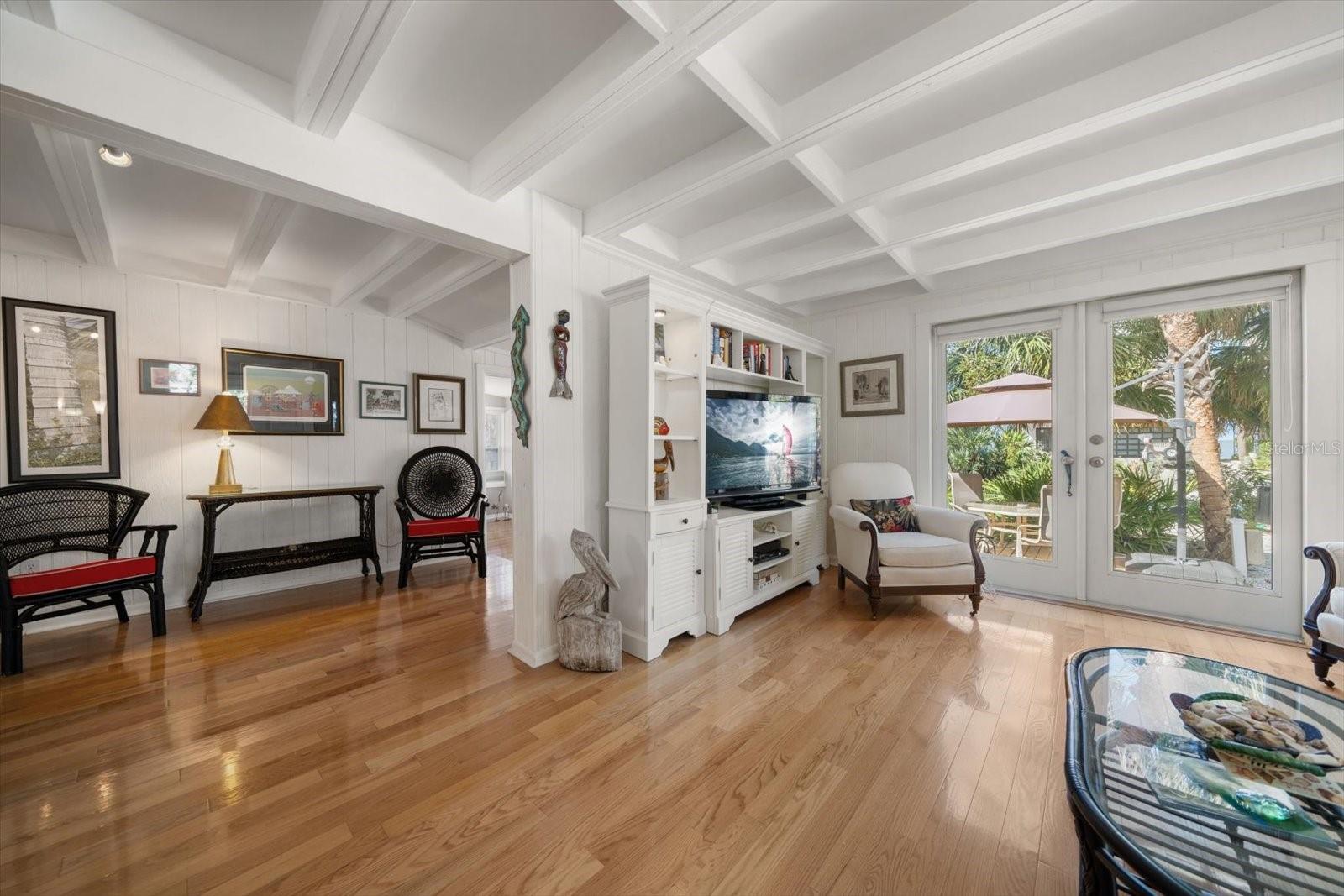 SUNSET BEACH - Residential