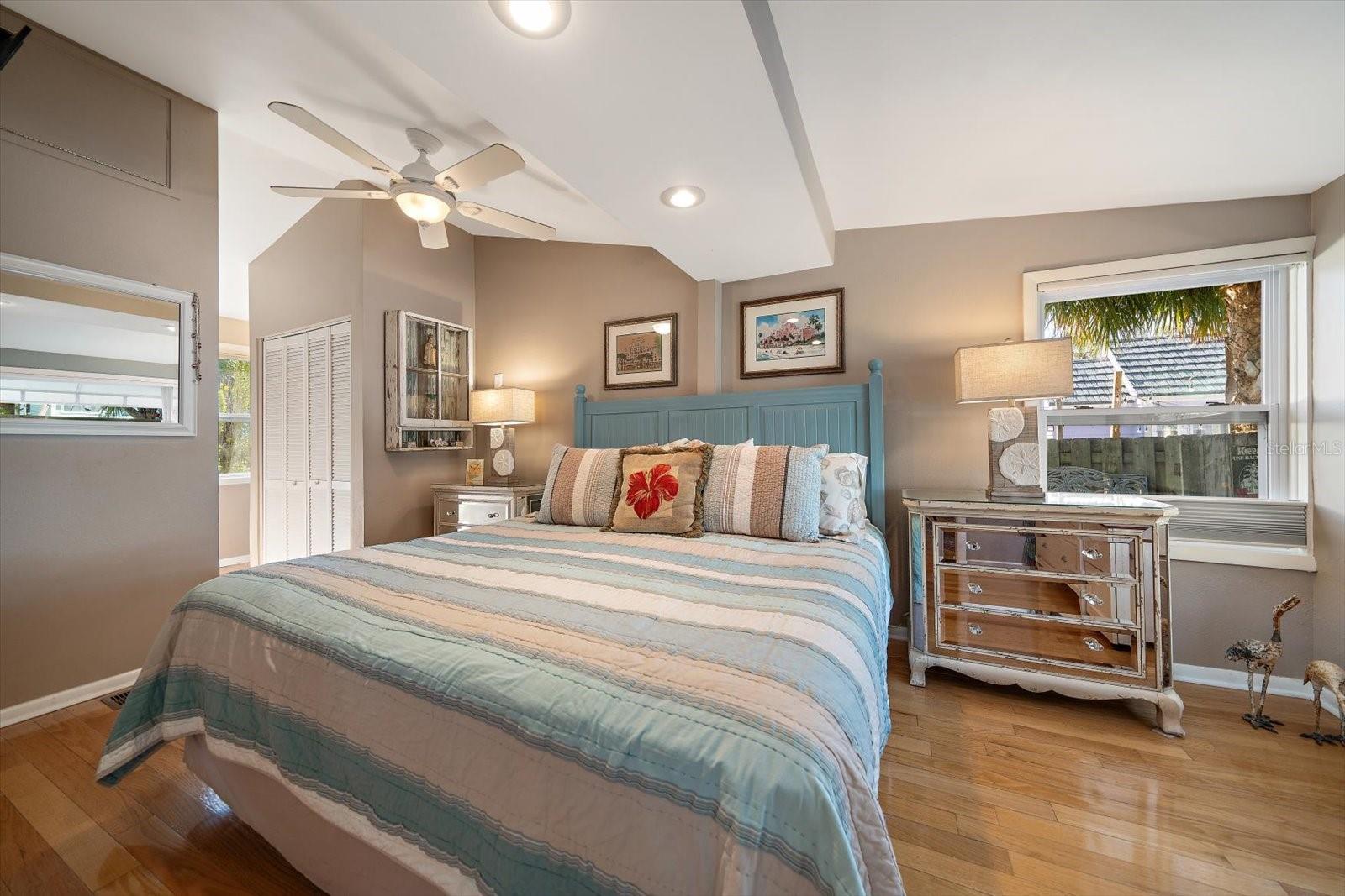 SUNSET BEACH - Residential