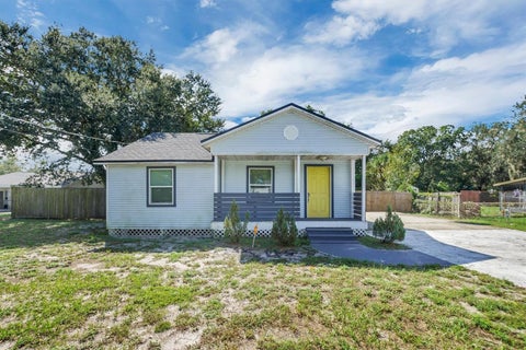 Photo of 2014 W Hickory Street, Lakeland, FL 33815 (MLS # O6450002)