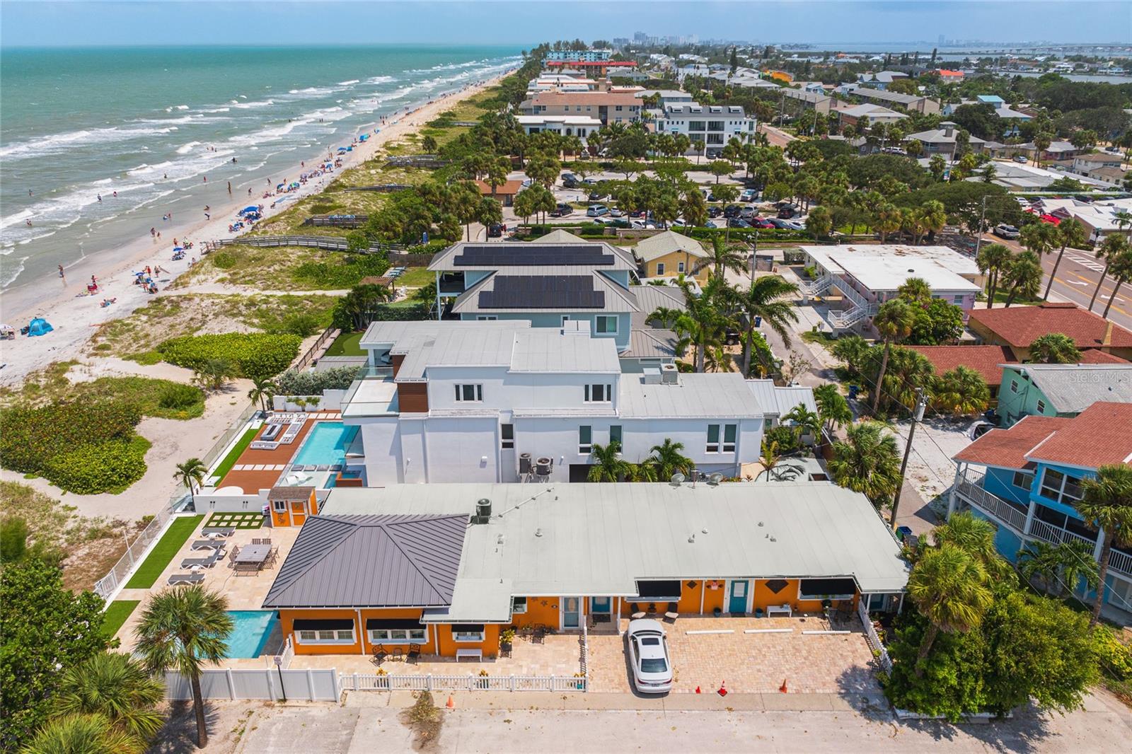 1600 BEACH TRAIL