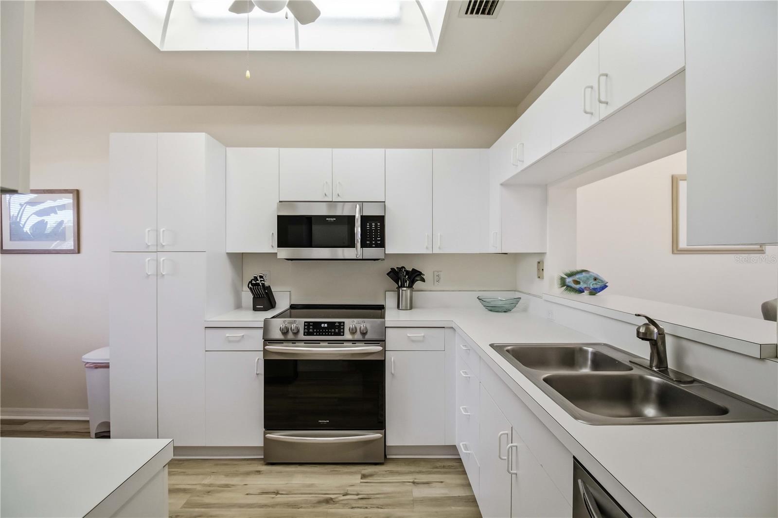 STONEYBROOK CLUBSIDE SOUTH 3 - Residential