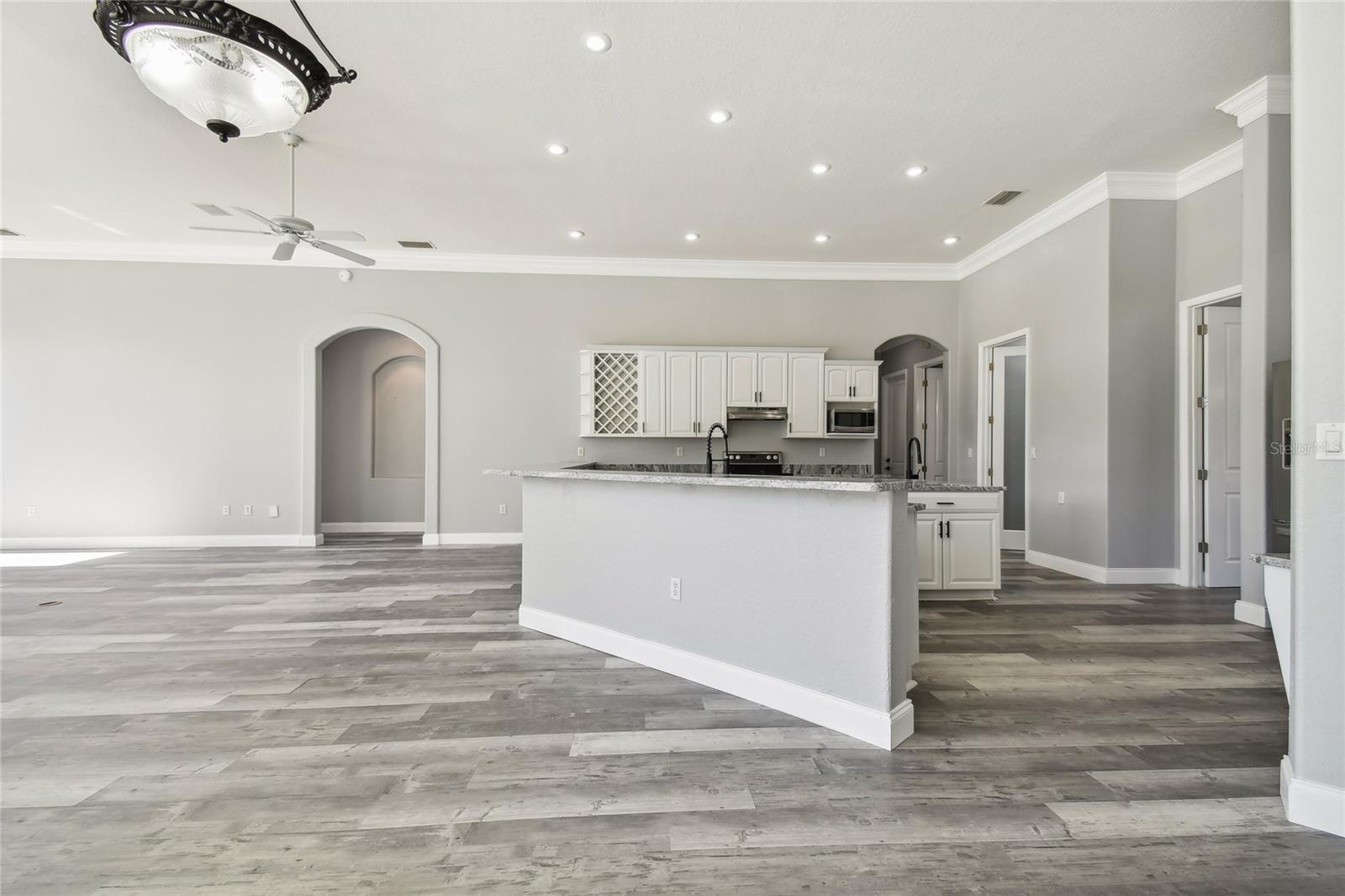 QUAIL HOLLOW ACREAGE - Residential