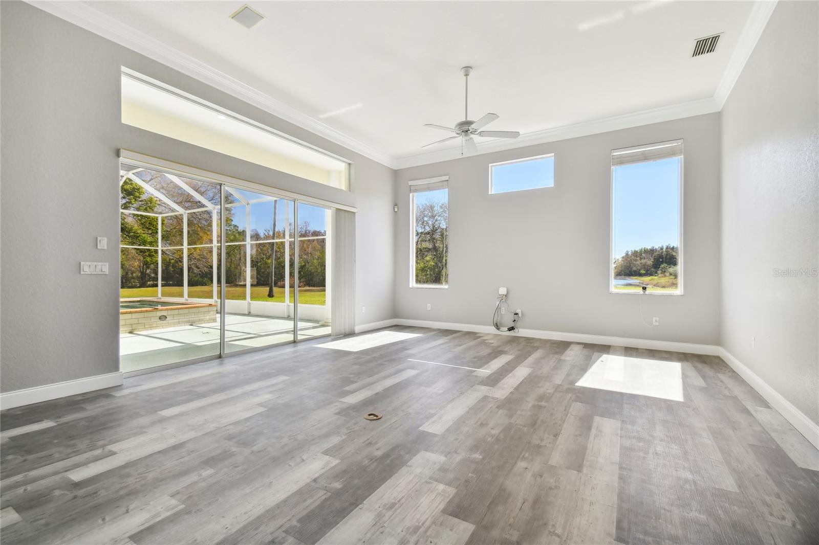 QUAIL HOLLOW ACREAGE - Residential