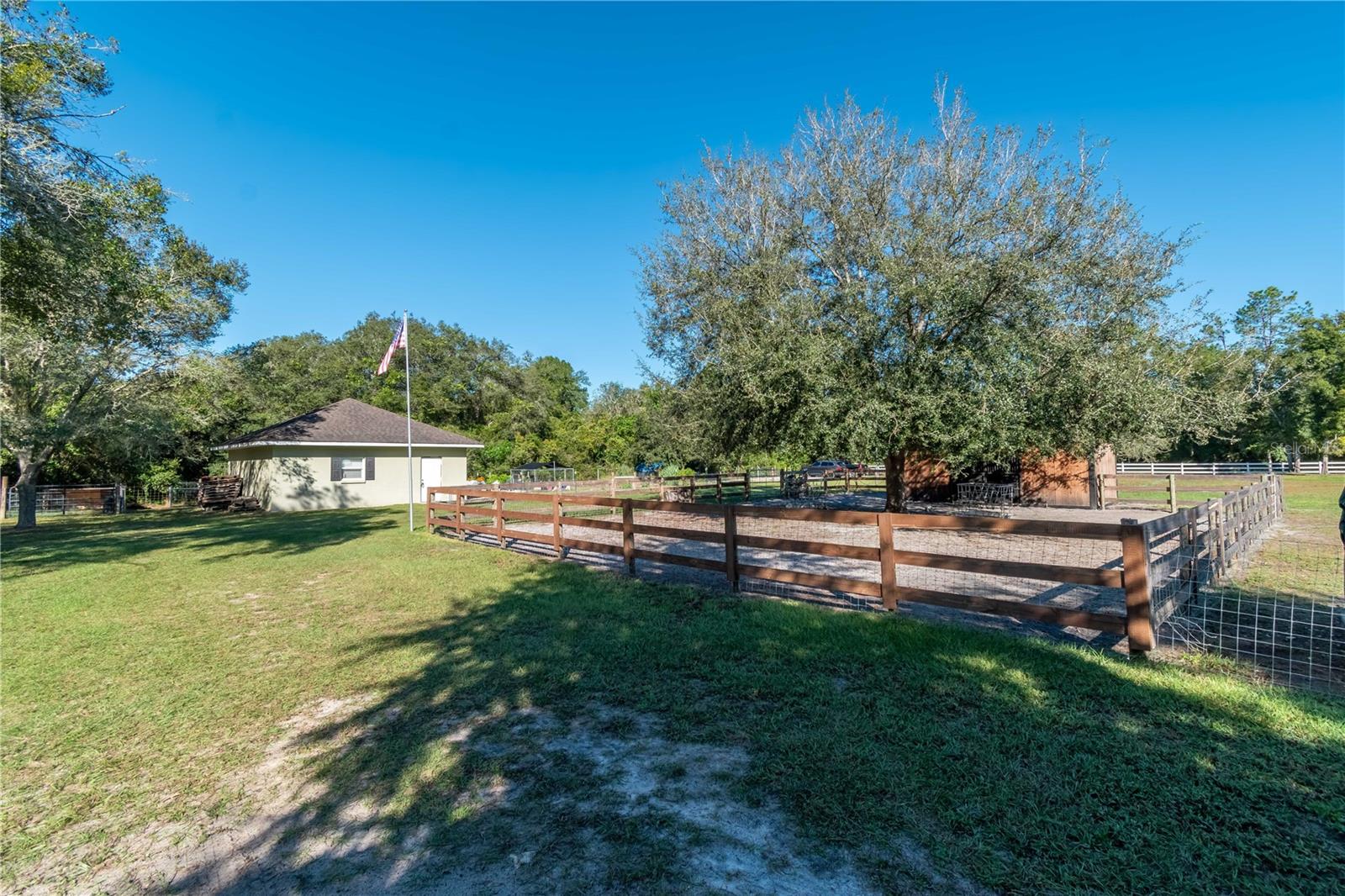 ARROWHEAD - Residential