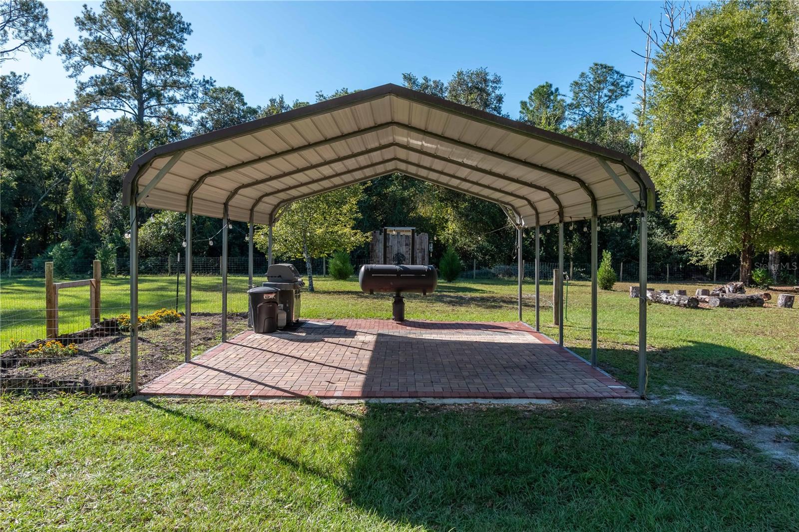 ARROWHEAD - Residential